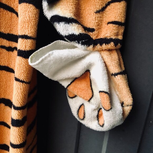 Forum Novelties Tiger Cub Toddler Costume Plush Halloween Outfit Size Toddler - Picture 3 of 8